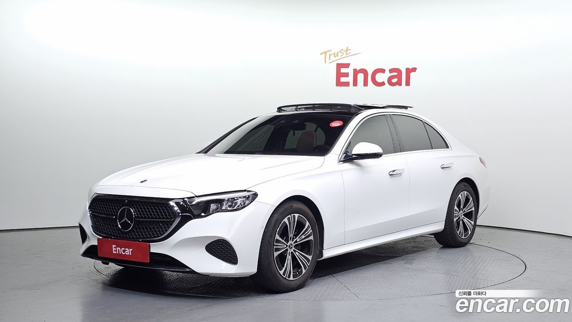 Mercedes-Benz E-Class 2024
