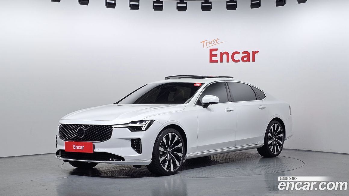 Volvo S90 2026