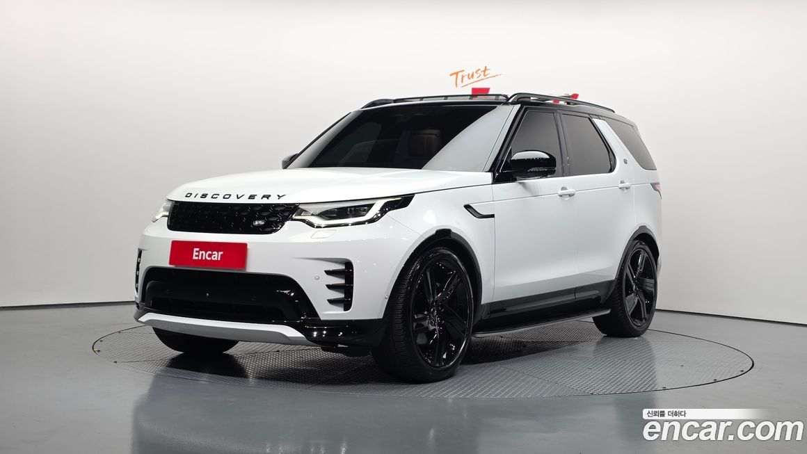 Land Rover Discovery 2024