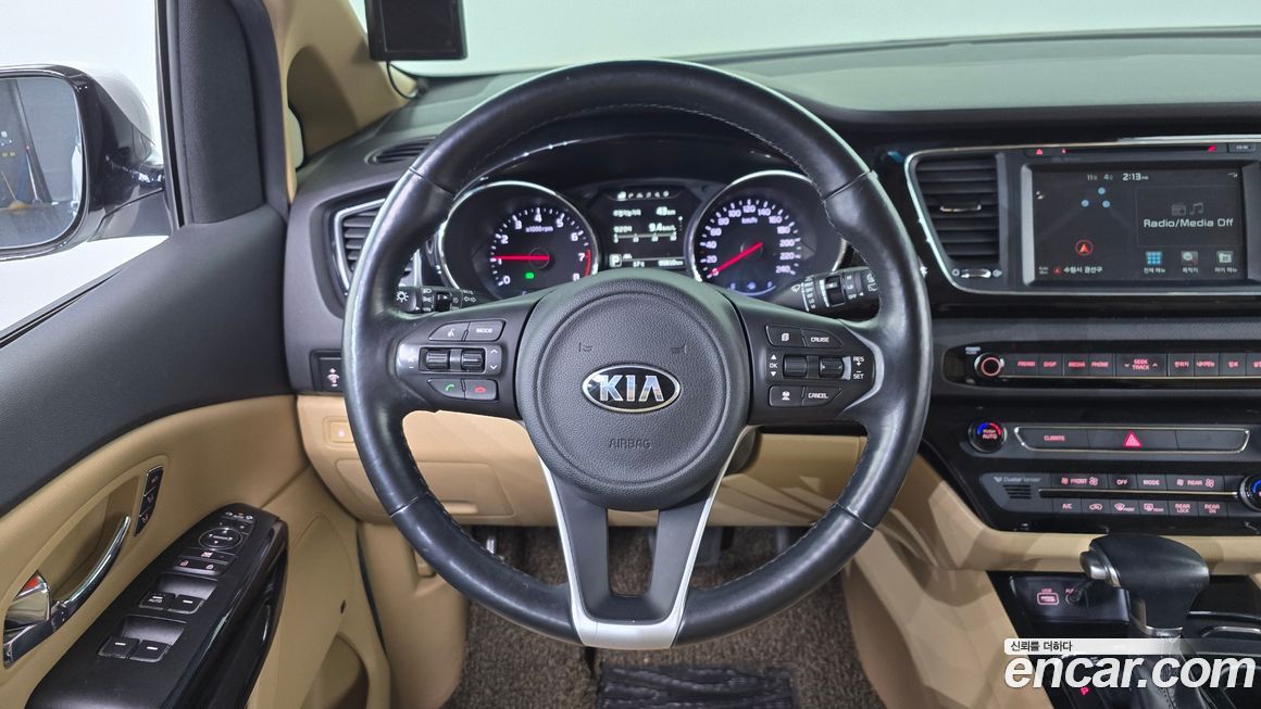 Kia Canival 2018