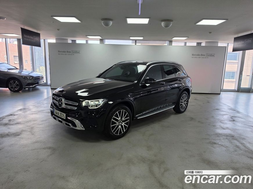 Mercedes-Benz GLC-Class 2021