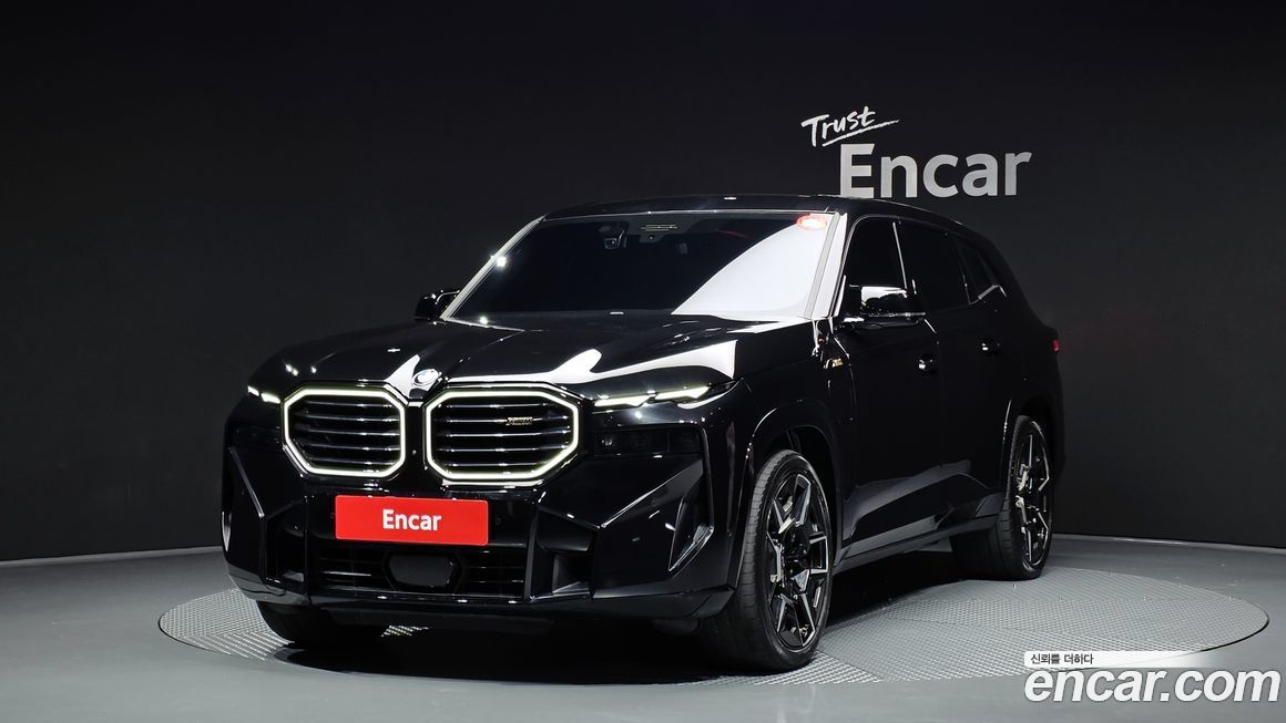 BMW XM 2024