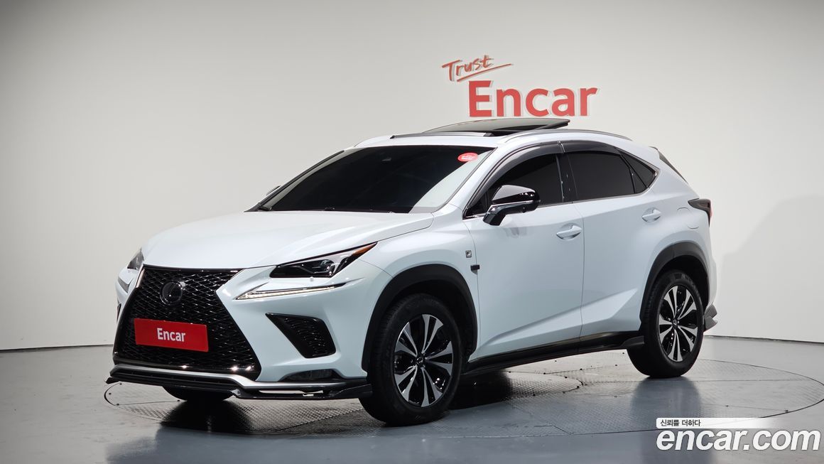 Lexus NX 2020