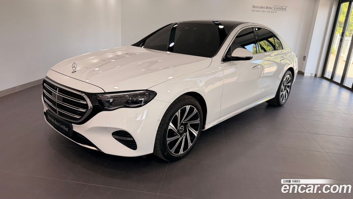 Mercedes-Benz E-Class 2024