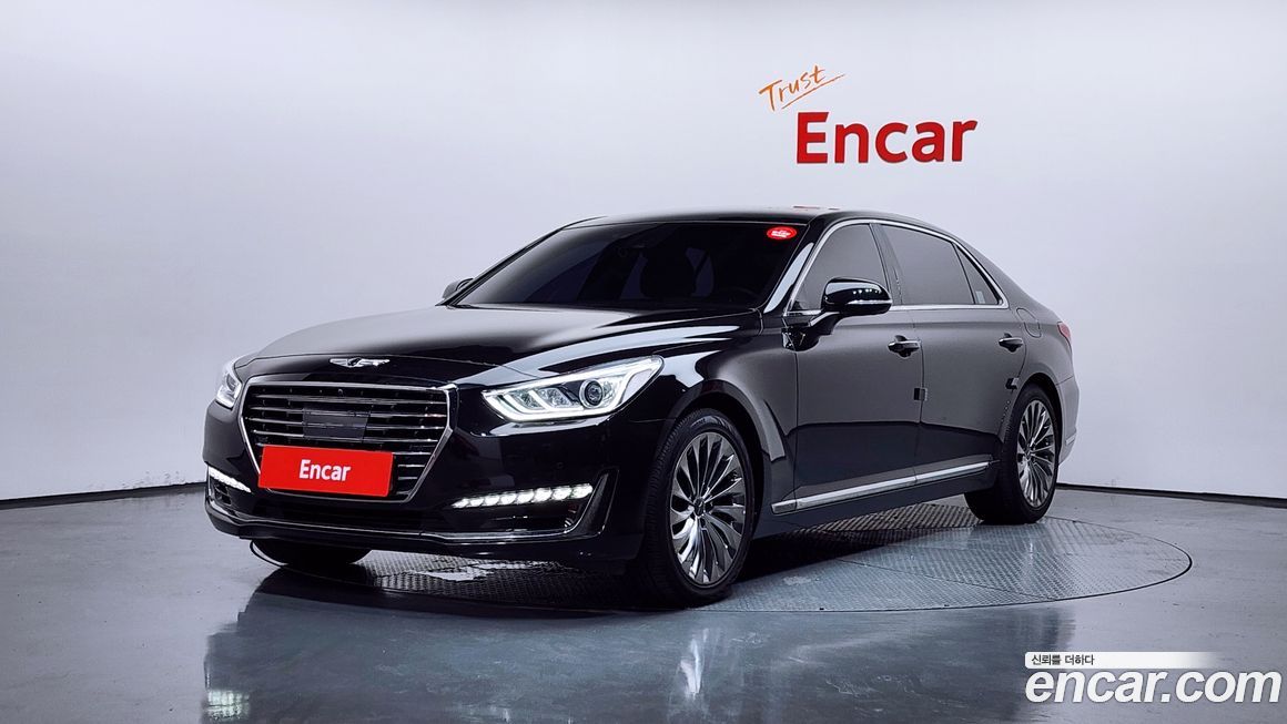 Genesis EQ900 2018