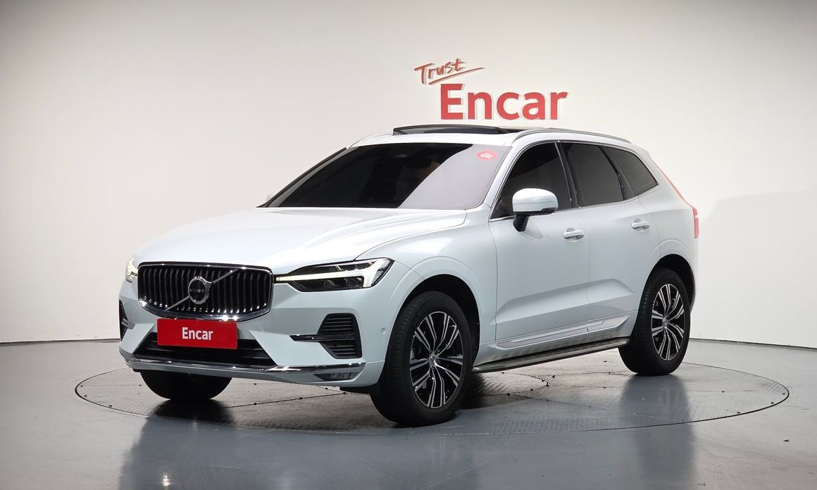 Volvo XC60 2022