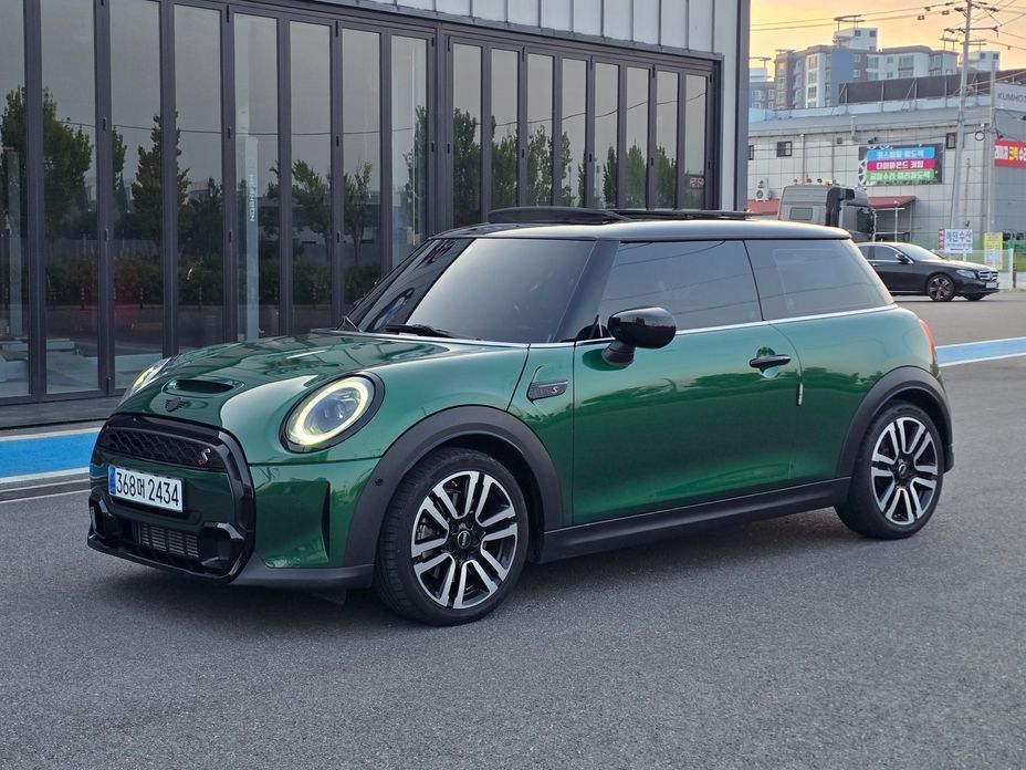 Mini Cooper 2024