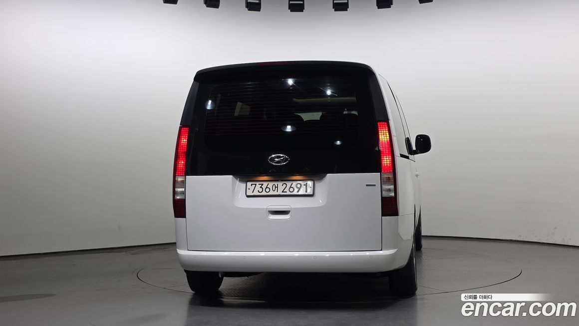 Hyundai Staria 2022