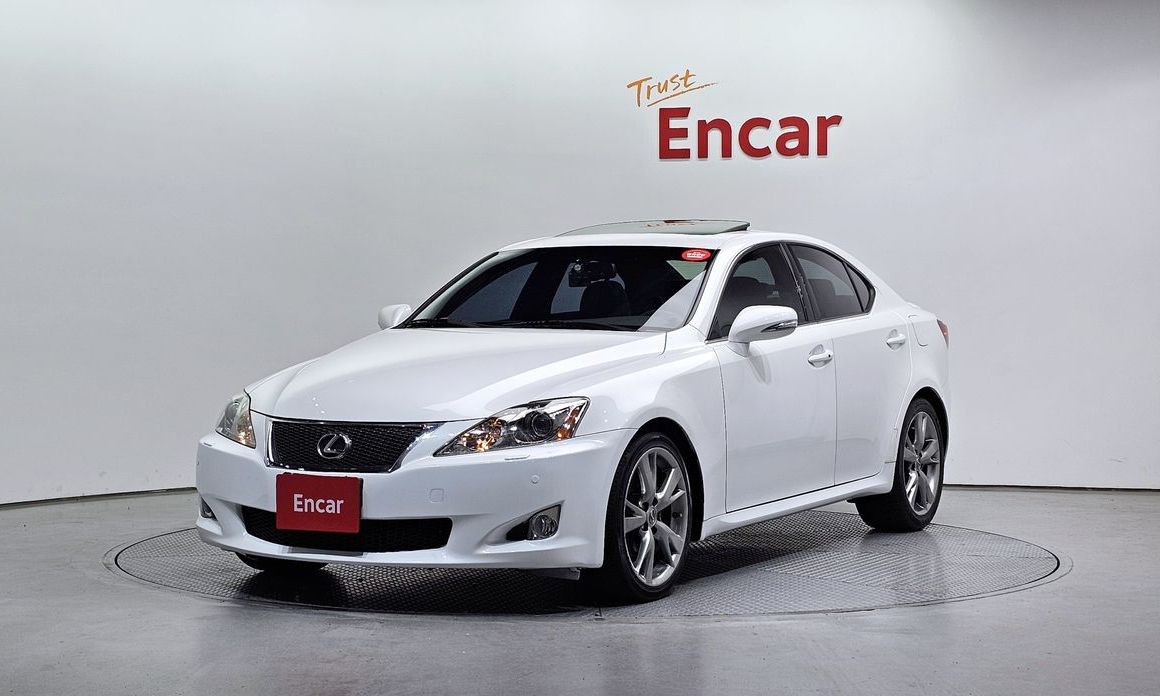 Lexus IS 2010