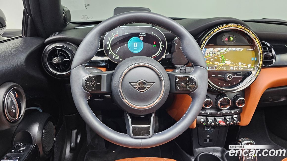 Mini Cooper Convertible 2024