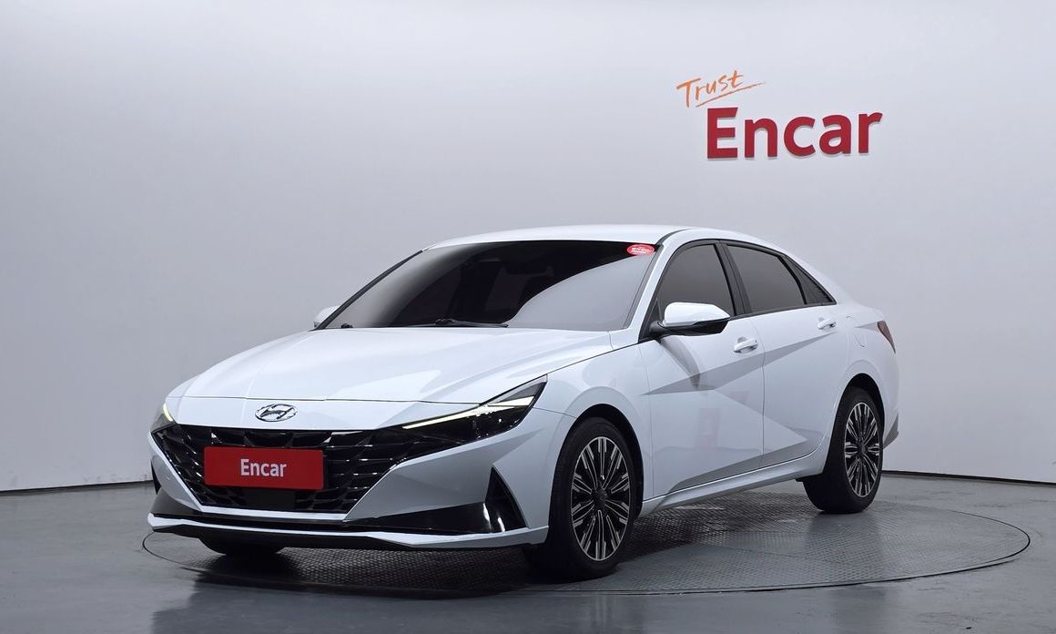 Hyundai AVANTE 2021