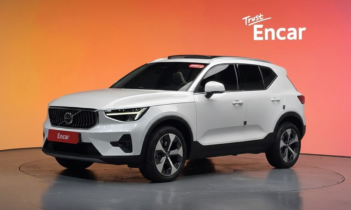 Volvo XC40 2023