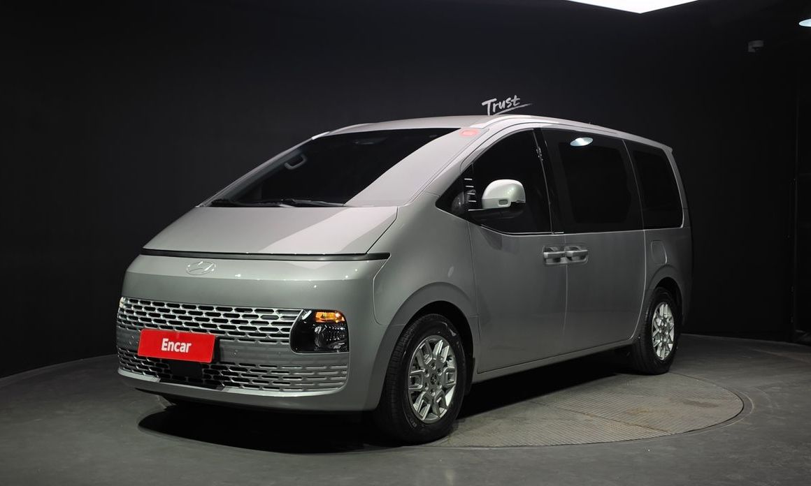 Hyundai Staria 2025