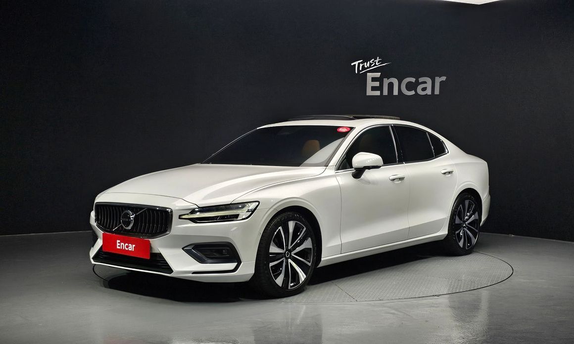 Volvo S60 2024