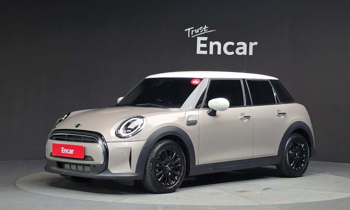 Mini Cooper 2024