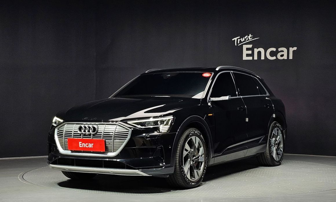 Audi e-tron 2022