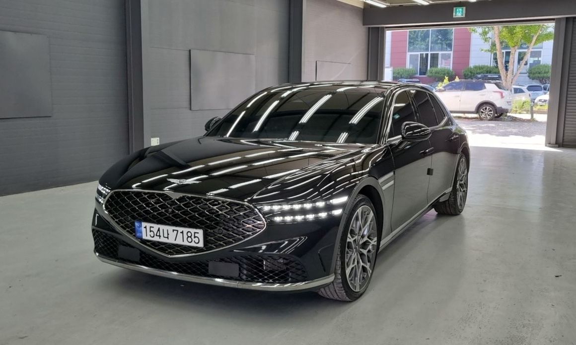 Genesis G90 2025