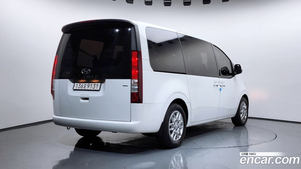 Hyundai Staria 2023