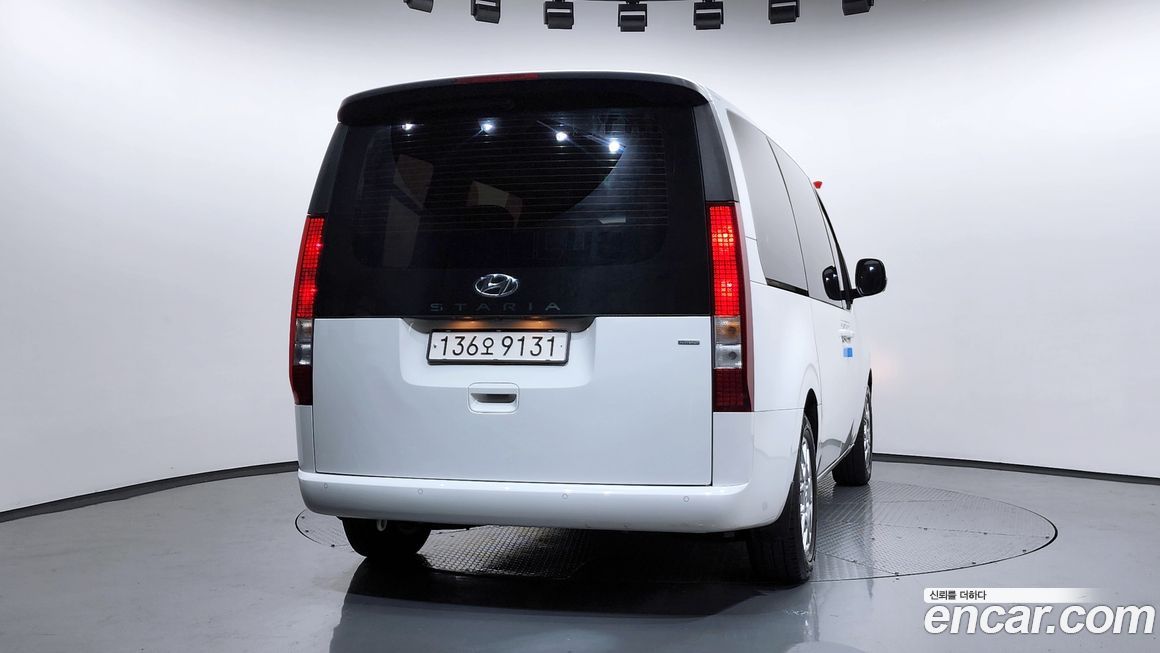 Hyundai Staria 2023