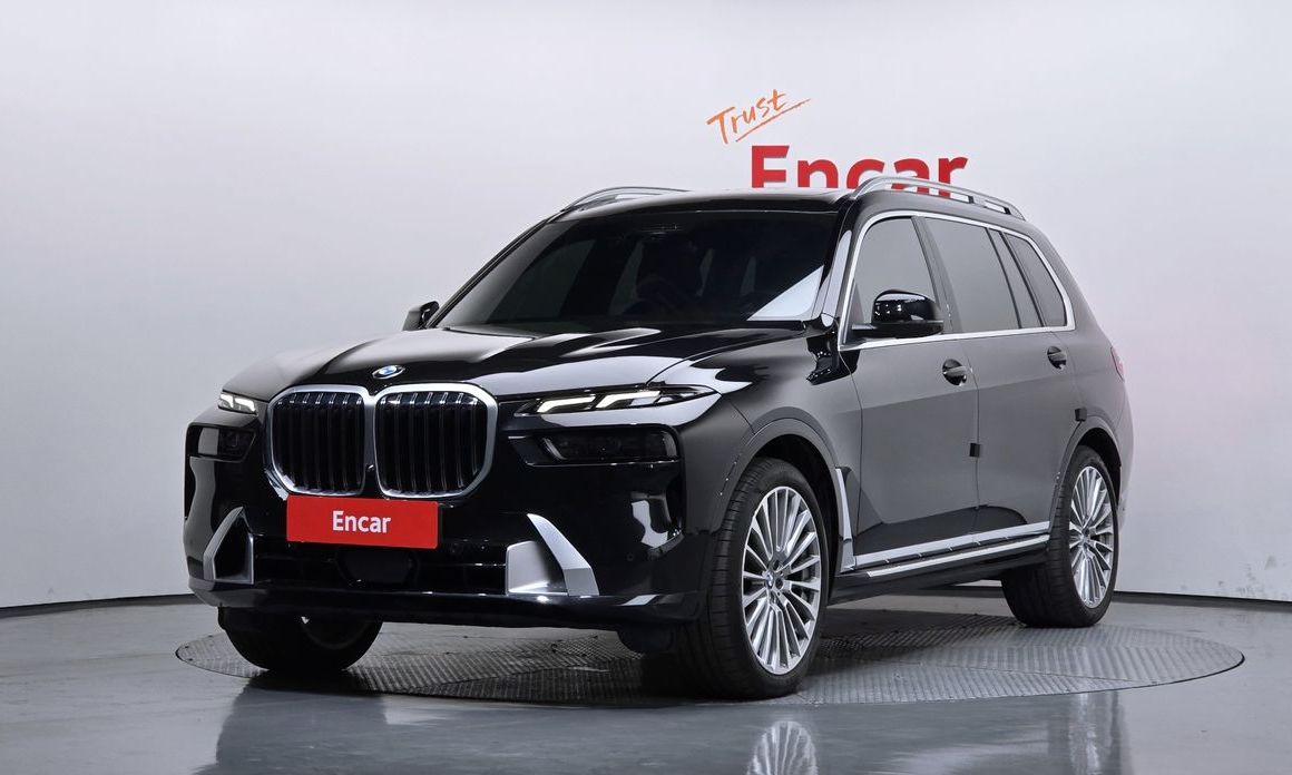 BMW X7 2025