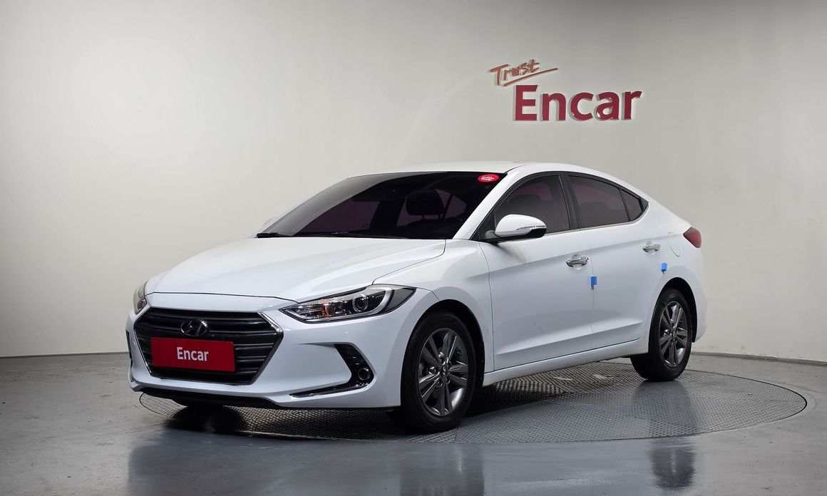 Hyundai AVANTE 2016