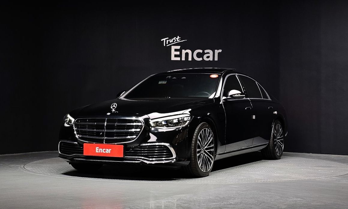 Mercedes-Benz S-Class 2023