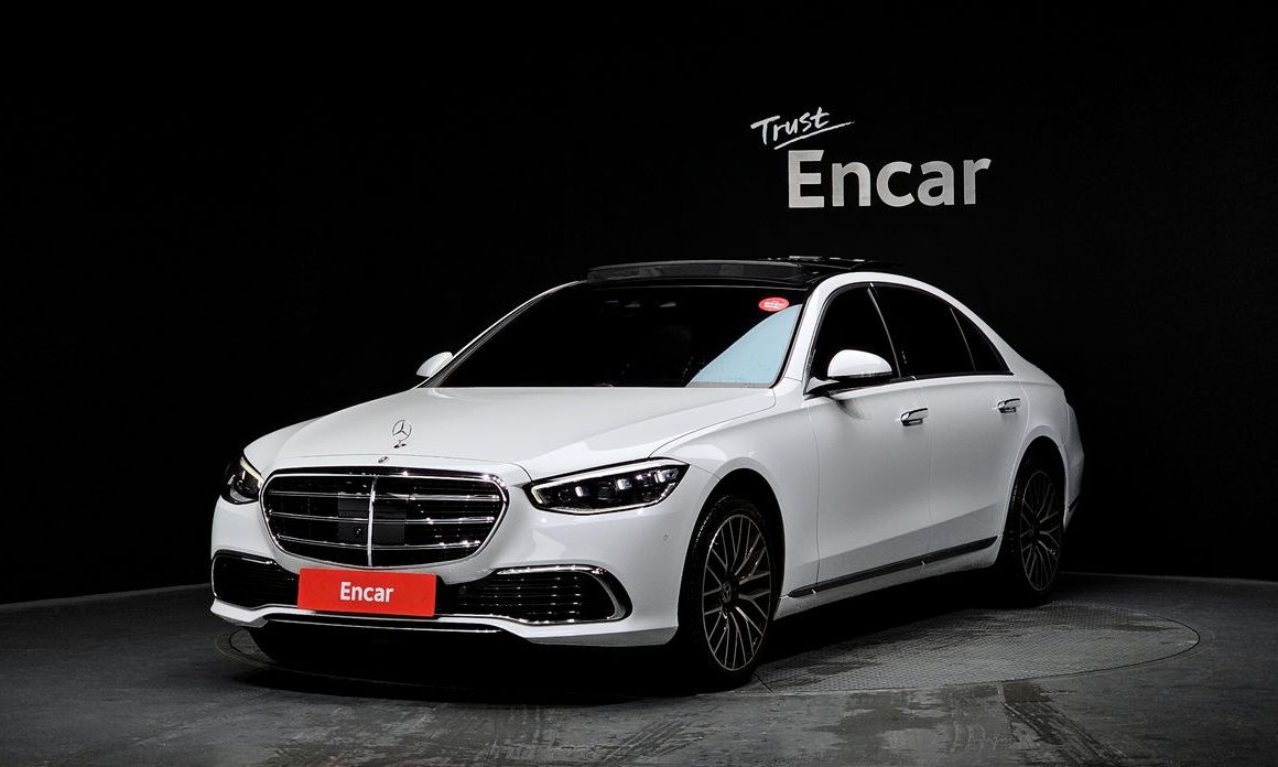 Mercedes-Benz S-Class 2024