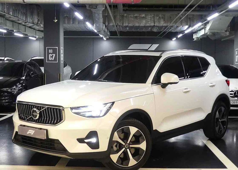Volvo XC40 2024