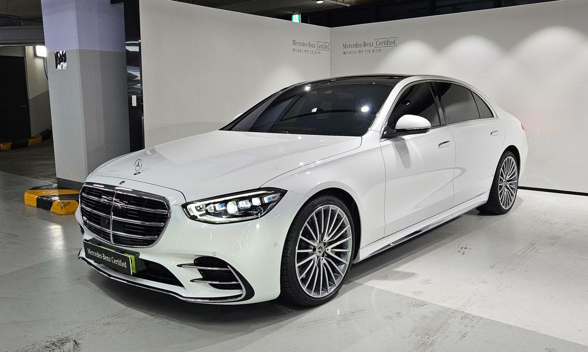 Mercedes-Benz S-Class 2025