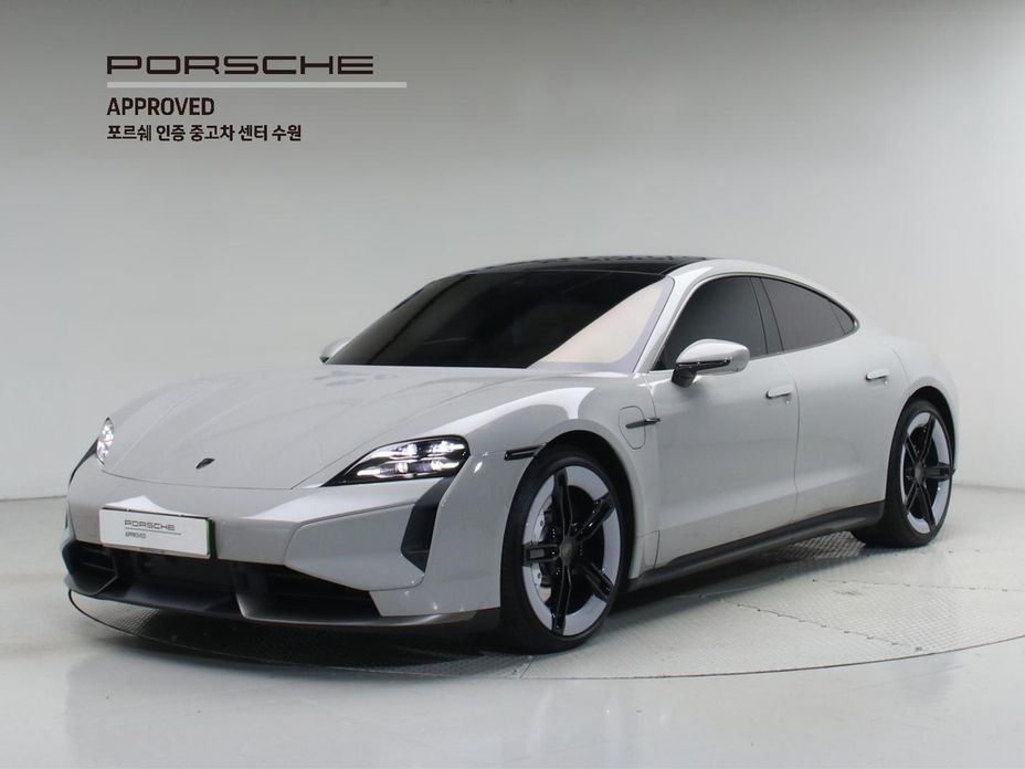 Porsche Taycan 2025