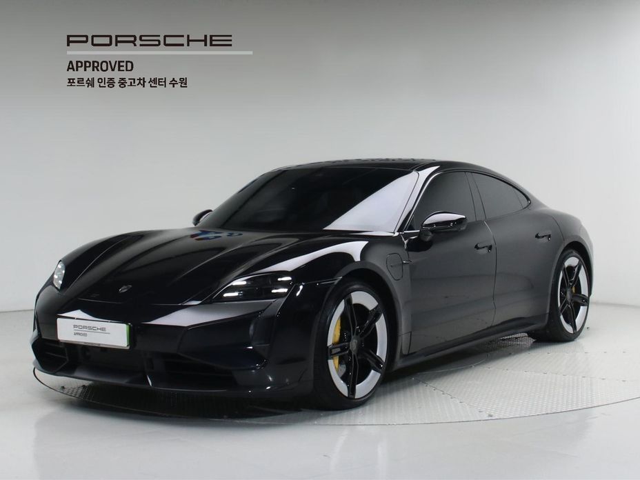 Porsche Taycan 2025