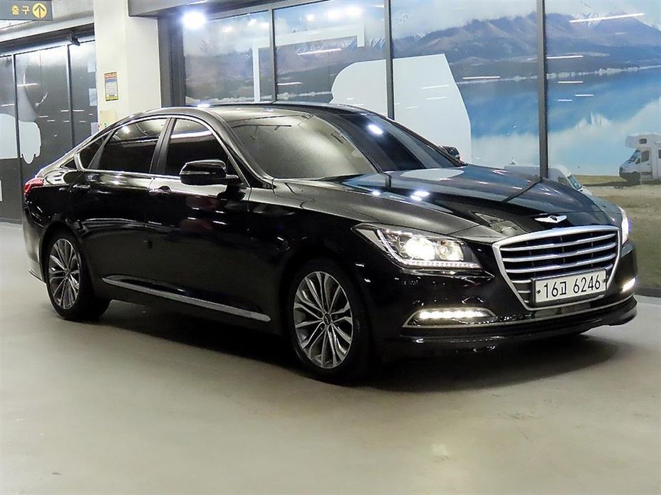 Hyundai Genesis 2014