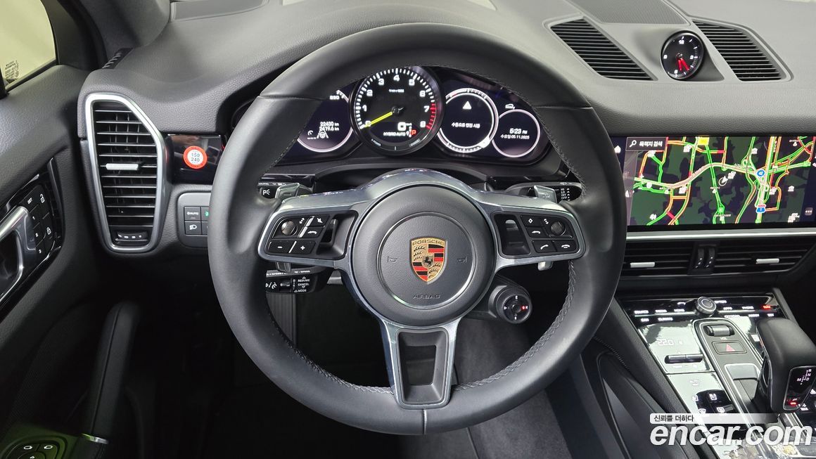 Porsche Cayenne 2023