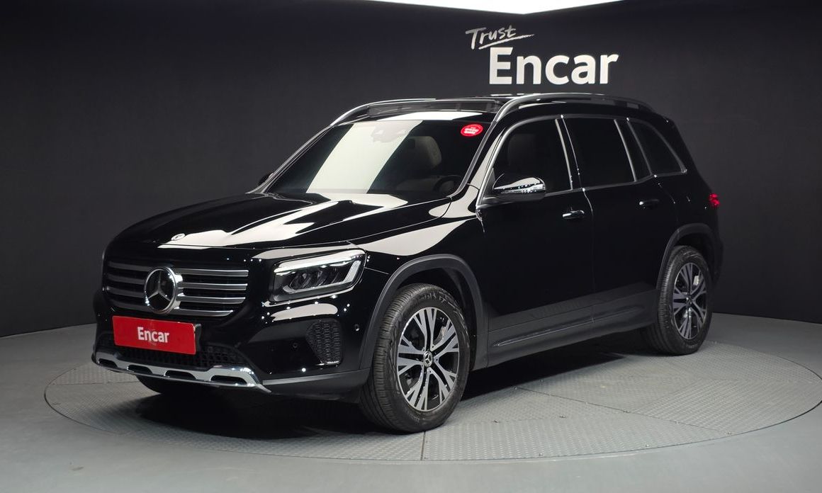 Mercedes-Benz GLB-Class 2024