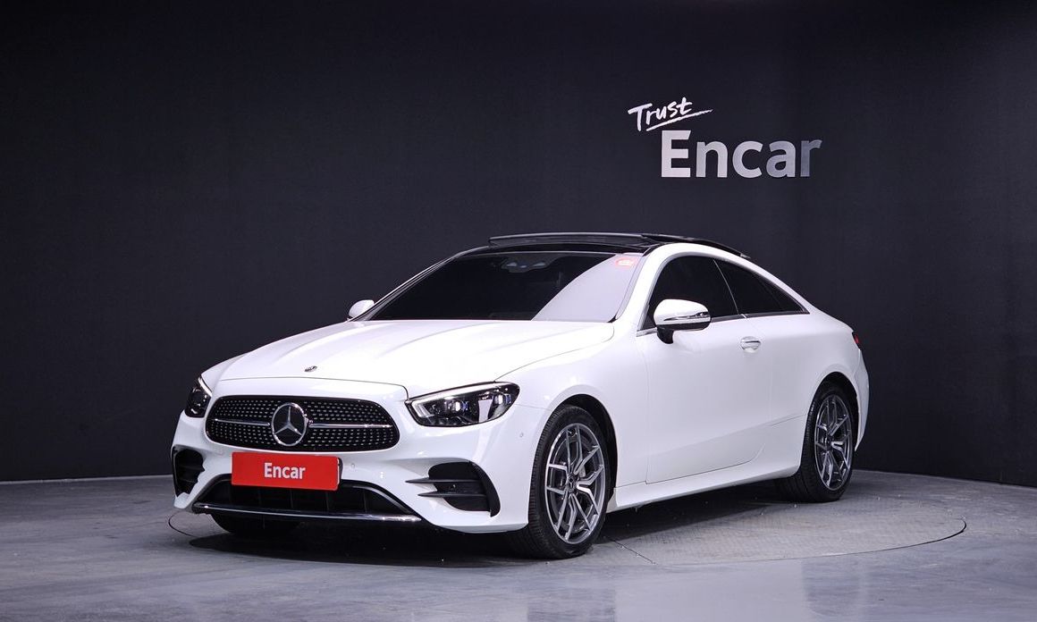 Mercedes-Benz E-Class 2022