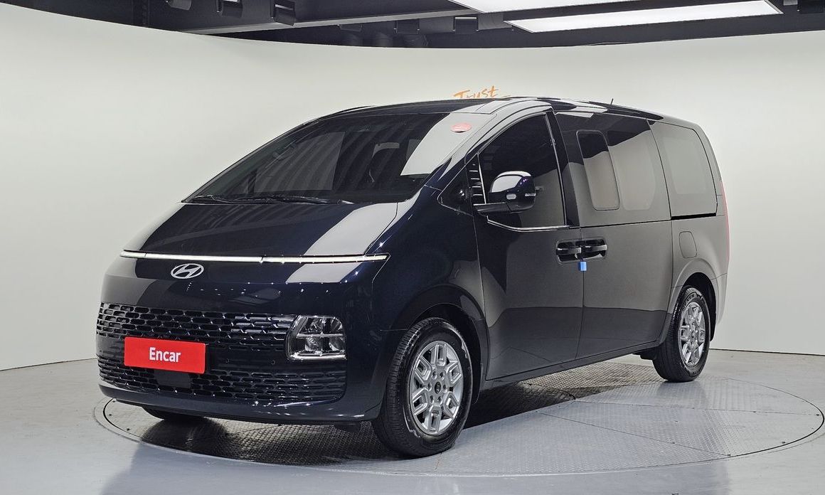 Hyundai Staria 2025