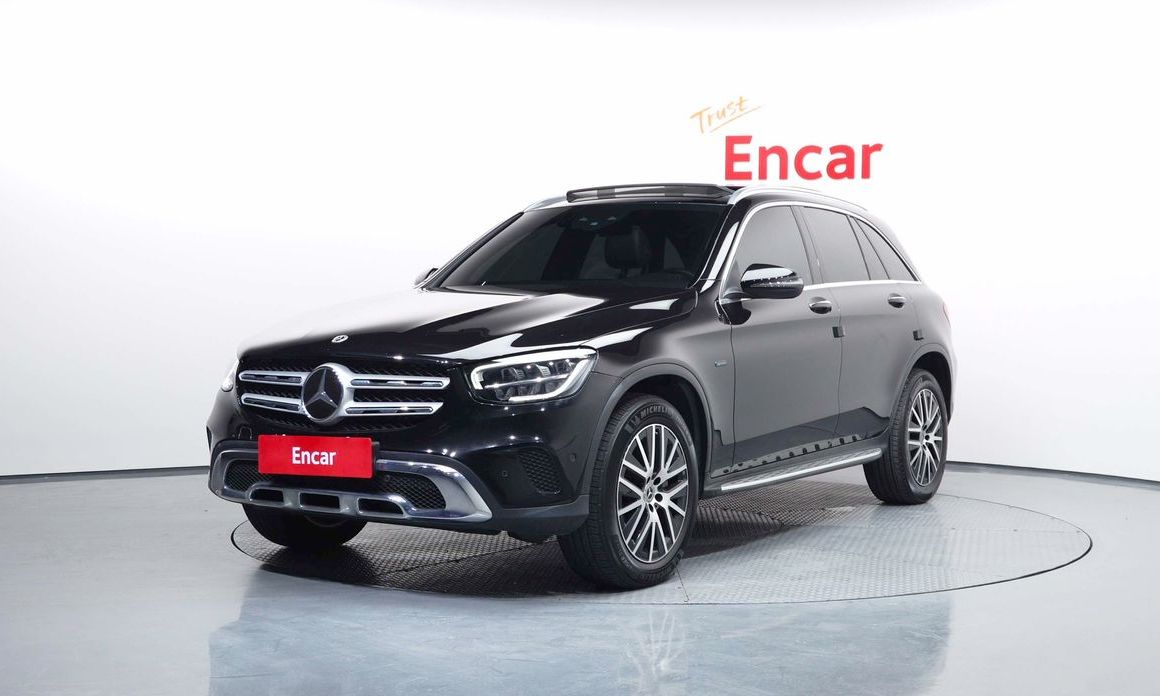 Mercedes-Benz GLC-Class 2021