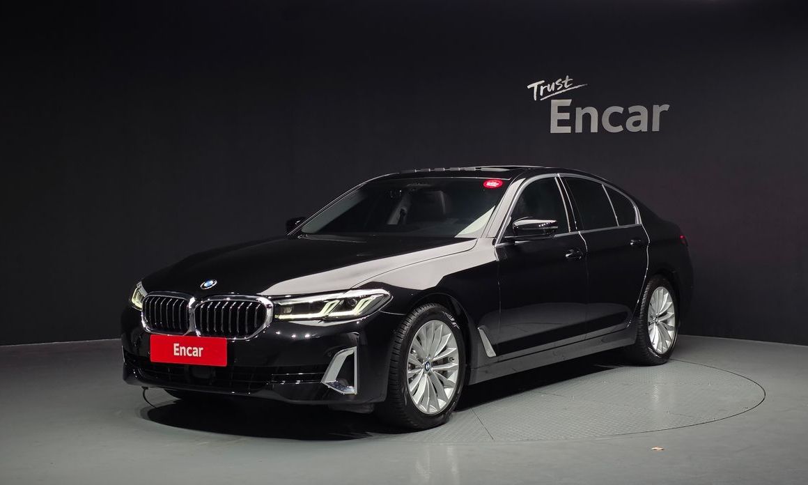 BMW 5-Series 2021