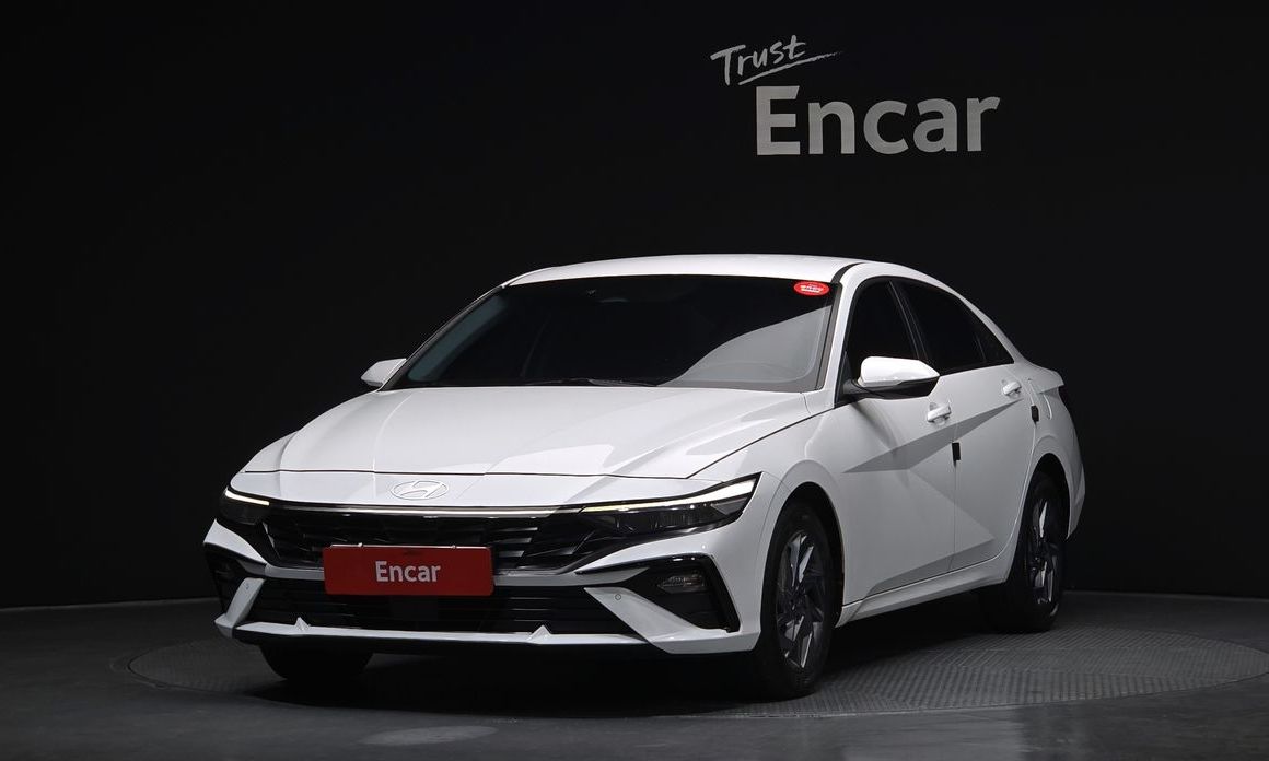 Hyundai AVANTE 2024