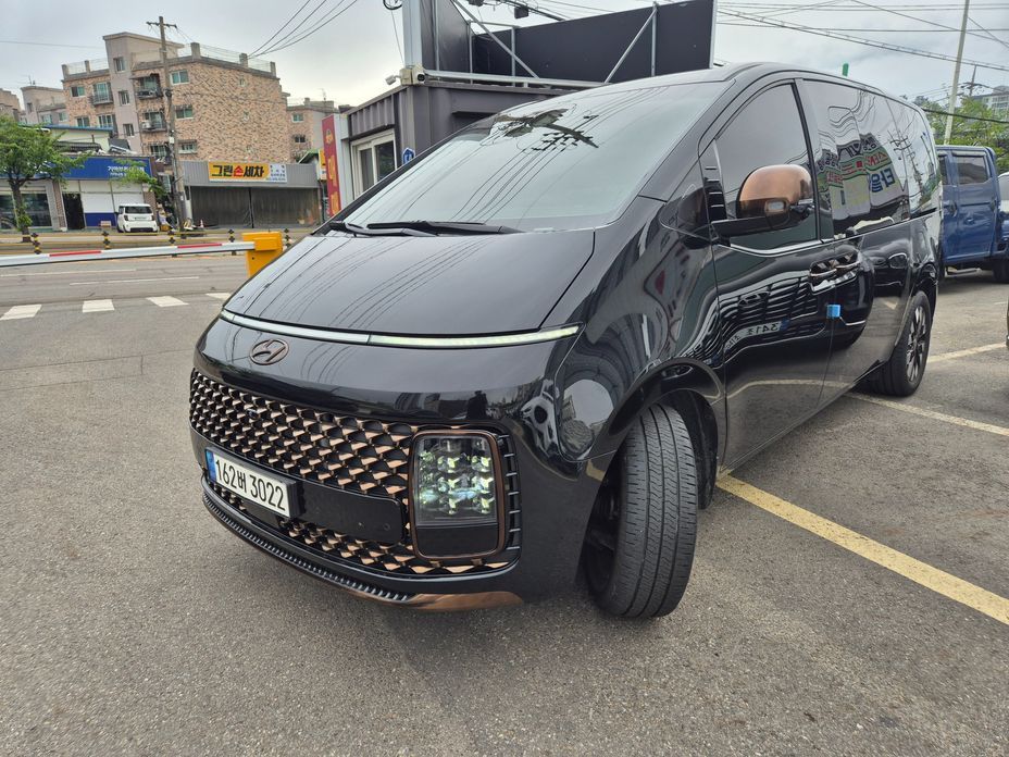 Hyundai Staria 2023