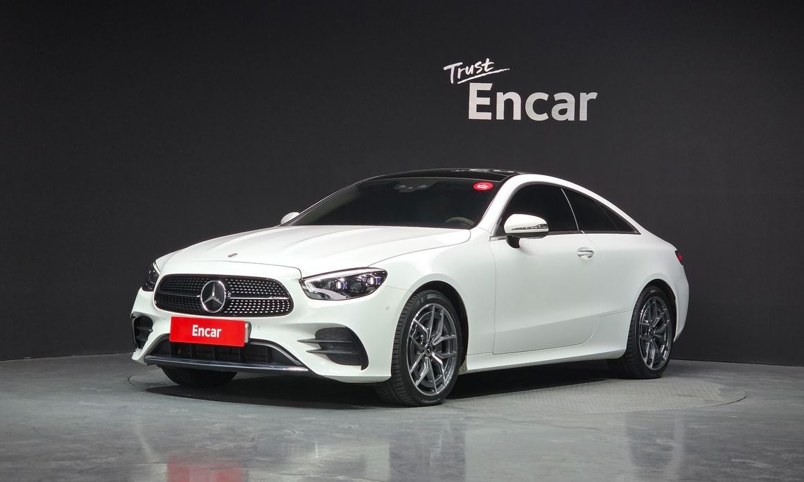 Mercedes-Benz E-Class 2022