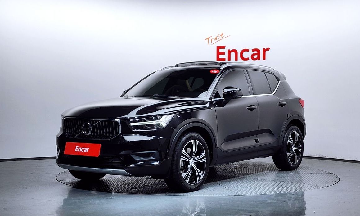Volvo XC40 2021