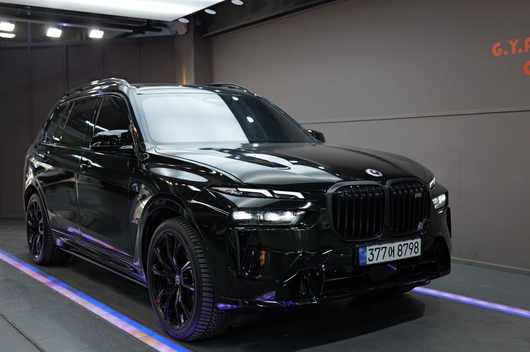 BMW X7 2023