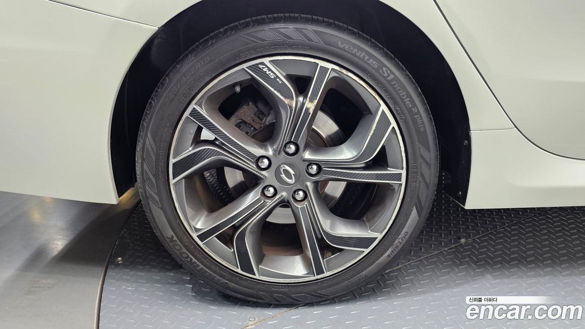 Renault-KoreaSamsung SM7 2012