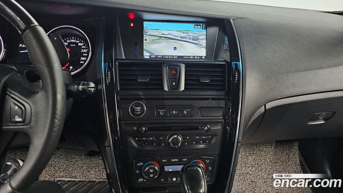 Renault-KoreaSamsung SM7 2012