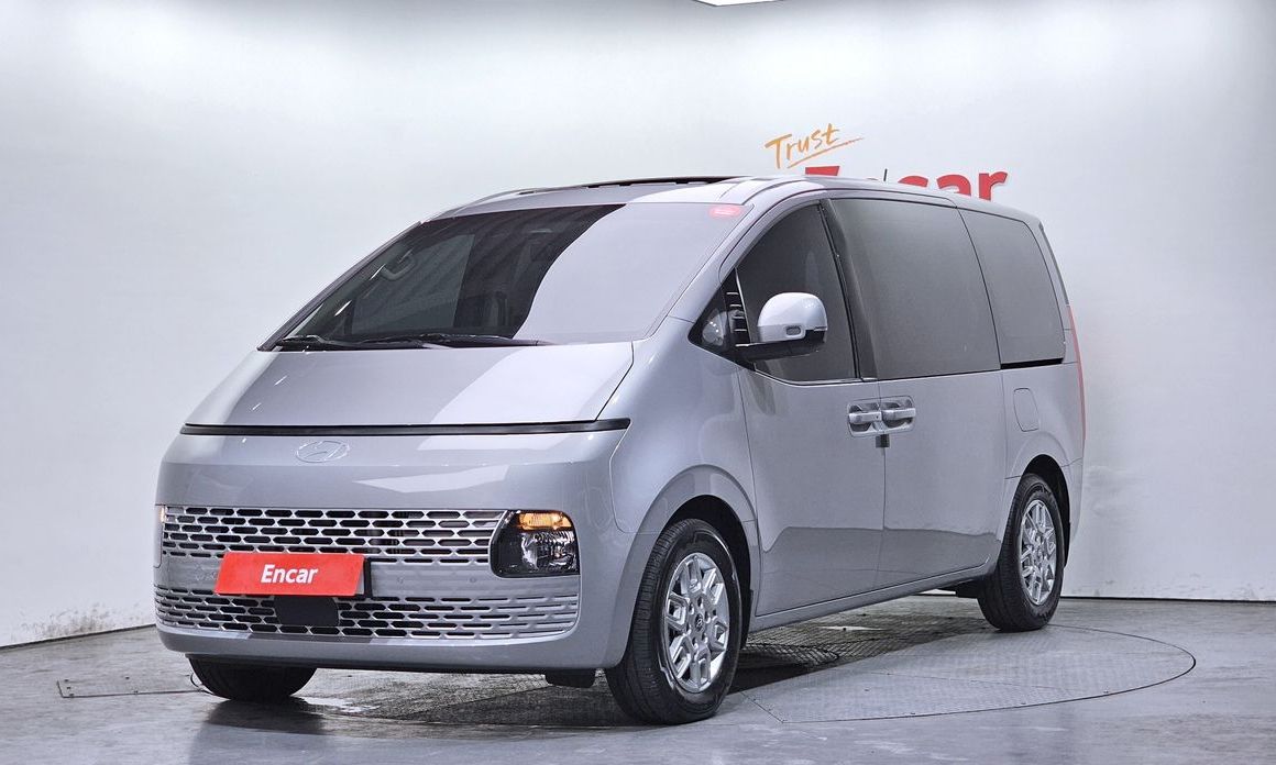 Hyundai Staria 2025
