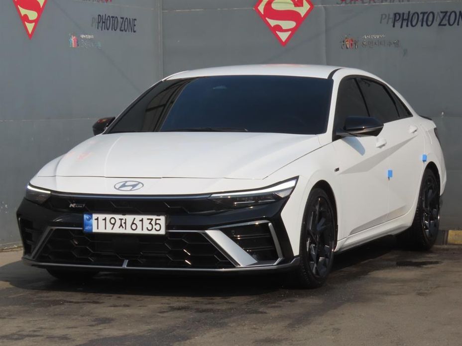 Hyundai AVANTE 2025