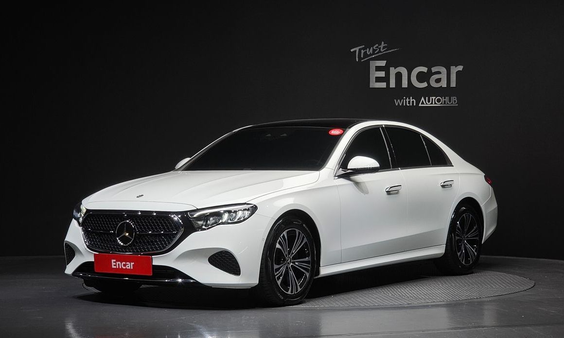 Mercedes-Benz E-Class 2025