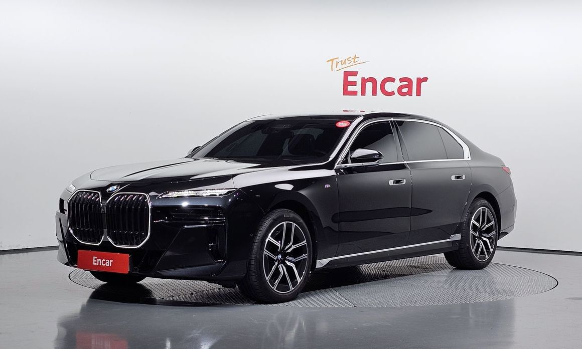 BMW 7-Series 2023