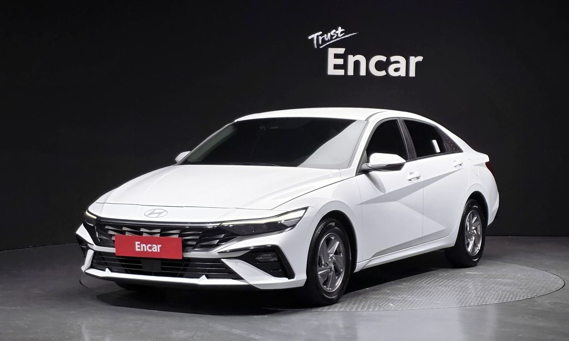 Hyundai AVANTE 2024